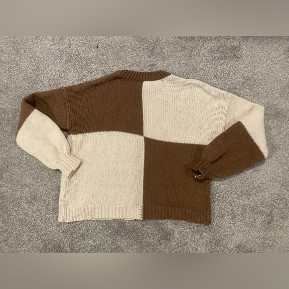 SHEIN Brown and Cream Knit Sweater - Picture 2 of 4